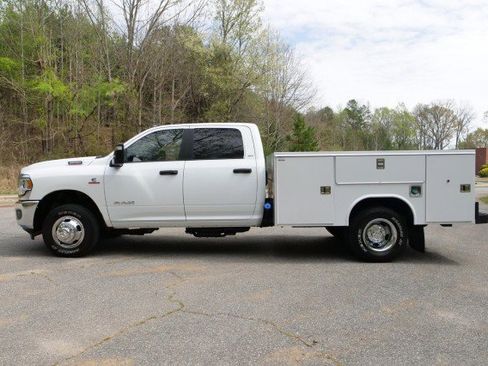 Used 2024 RAM 3500 SLT w/ Quick Order Package 2YG SLT image 45