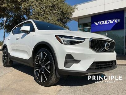 Certified 2023 Volvo XC40 B4 Core w/ Protection Package Premier
