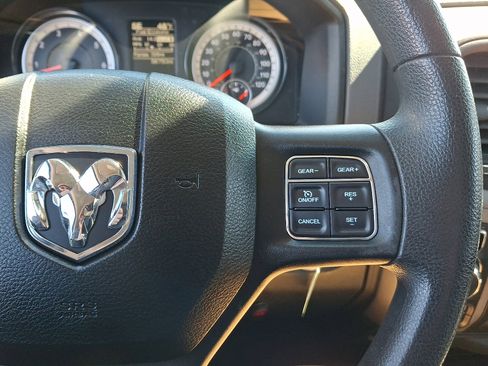 Used 2018 RAM 1500 Express w/ Express Value Package image 20