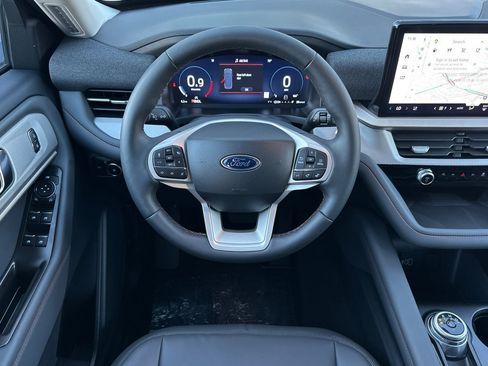 New 2026 Ford Explorer Active w/ Active Comfort Package image 13
