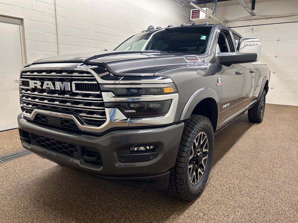 Used 2025 RAM 3500 Longhorn AWD/4WD image 5