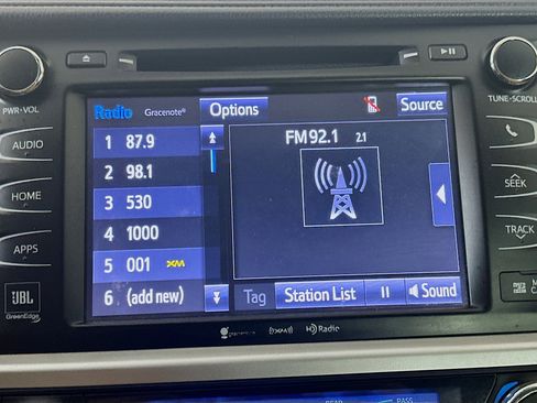 Used 2016 Toyota Highlander Limited Platinum image 21