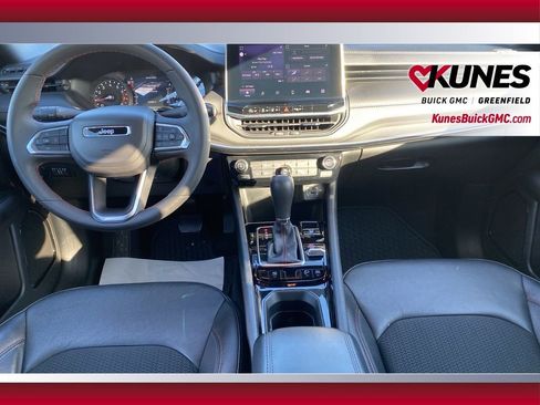 Used 2024 Jeep Compass Trailhawk image 30