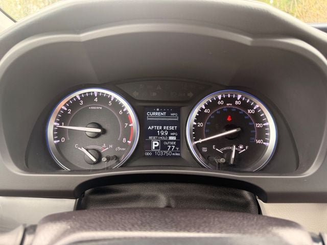 Used 2016 Toyota Highlander Plus FWD image 8