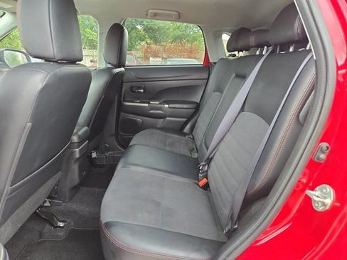 Used 2025 Mitsubishi Outlander Sport SE AWD/4WD image 25