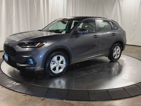 Used 2023 Honda HR-V LX image 6