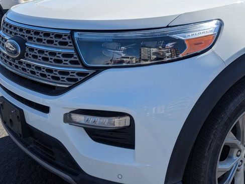 Used 2023 Ford Explorer Limited image 11