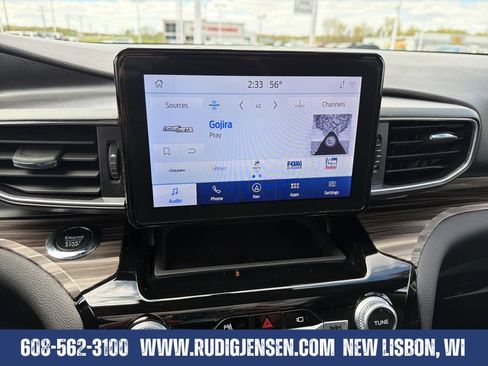Used 2023 Ford Explorer Limited w/ Equipment Group 301A AWD/4WD image 18