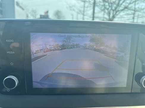 Used 2022 Hyundai Sonata SEL w/ Convenience Package image 12