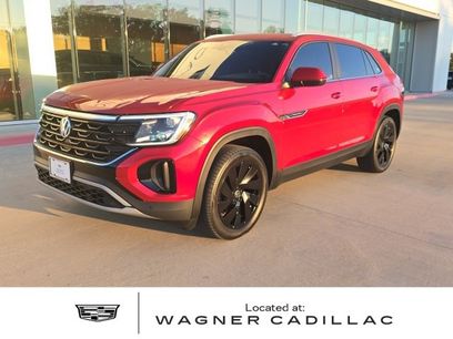 Used 2024 Volkswagen Atlas Cross Sport SE w/ Panoramic Sunroof Package