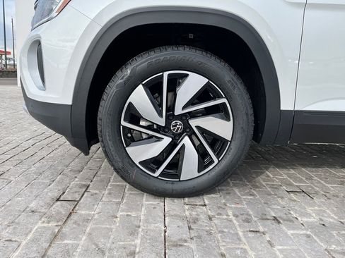 New 2026 Volkswagen Atlas SE image 27