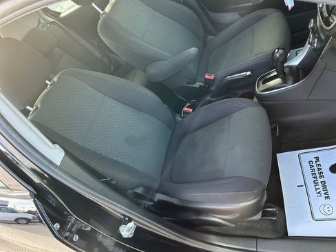 Used 2020 Chevrolet Trax LS image 22