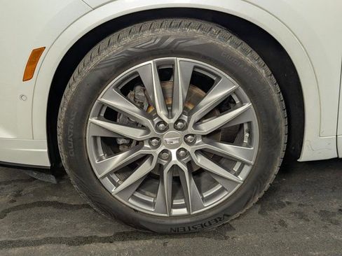 Used 2020 Cadillac XT6 Sport image 9