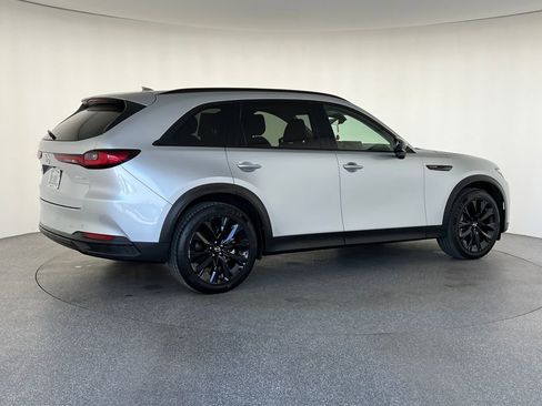 Used 2025 MAZDA CX-90 3.3 Turbo w/ Premium Sport Pkg image 3