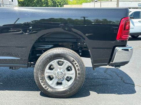 New 2025 RAM 2500 Big Horn image 34