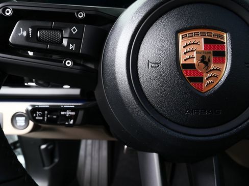 New 2026 Porsche Panamera 4 image 10