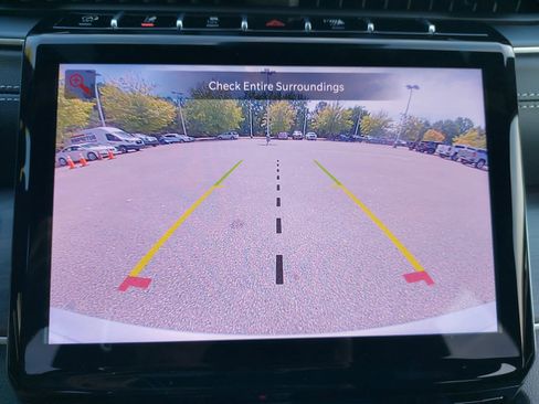 New 2025 Jeep Grand Cherokee Limited w/ Black Appearance Package AWD/4WD image 24