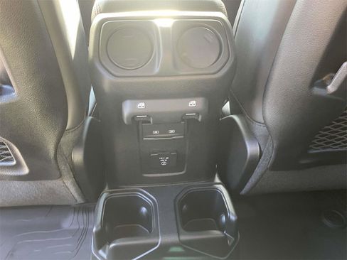 New 2025 Jeep Gladiator Rubicon image 30