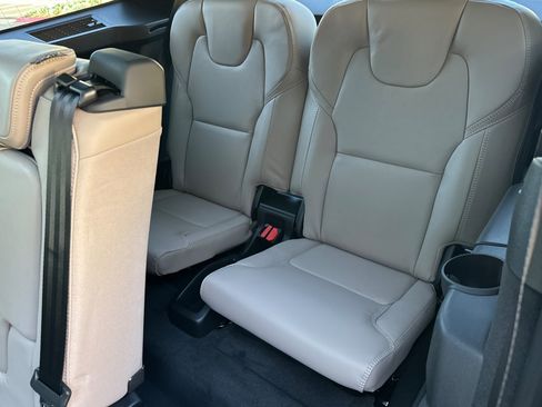 New 2026 Volvo XC90 T8 Ultra w/ Lounge Package image 13