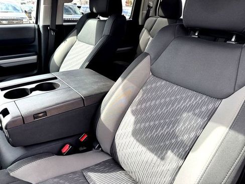 Used 2018 Toyota Tundra SR5 w/ Truck Exterior Package image 10