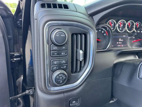 Used 2022 Chevrolet Silverado 1500 RST w/ Redline Edition AWD/4WD image 34