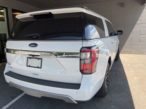 Used 2021 Ford Expedition Max Limited image 18
