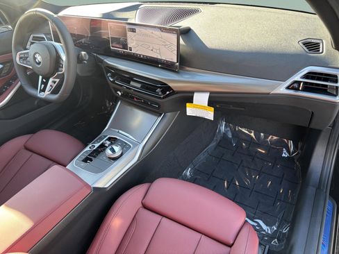 New 2026 BMW 330i Sedan w/ M Sport Package image 25