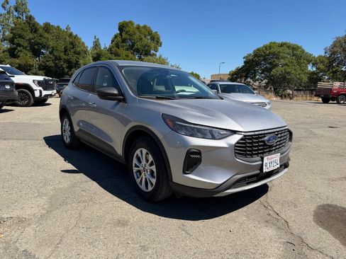 Used 2024 Ford Escape Active FWD image 7