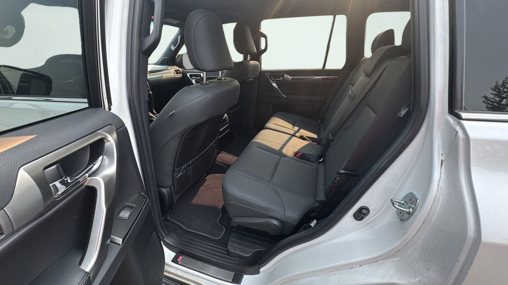 Used 2023 Lexus GX 460 Premium w/ Premium Package AWD/4WD image 46