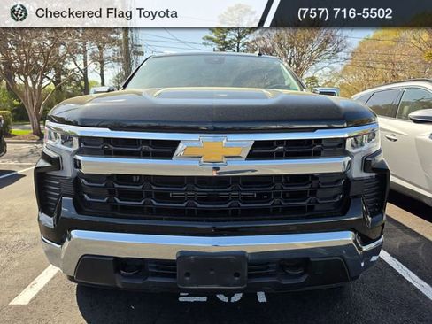 Used 2023 Chevrolet Silverado 1500 LT image 2
