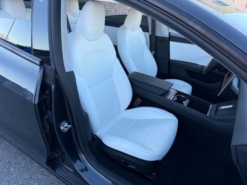 Used 2025 Tesla Model 3 Long Range image 10