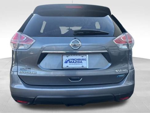 Used 2014 Nissan Rogue SV w/ SV Premium Package image 4