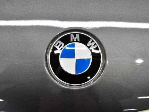 Used 2018 BMW M760i xDrive AWD/4WD image 10