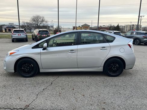 Used 2014 Toyota Prius Four image 3
