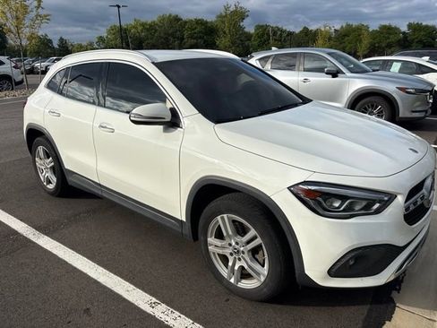 Used 2021 Mercedes-Benz GLA 250 4MATIC image 2