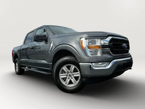 Used 2022 Ford F150 XLT w/ Equipment Group 301A Mid AWD/4WD image 12