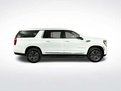 Used 2026 GMC Yukon XL Elevation AWD/4WD image 9