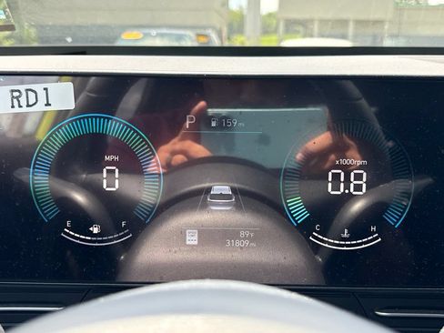 Used 2024 Hyundai Kona SEL FWD image 19