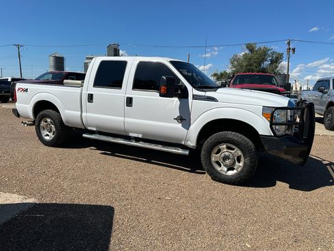 Used 2015 Ford F250 XLT w/ XLT Value Package image 6