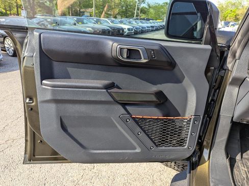Used 2025 Ford Bronco Raptor AWD/4WD image 11