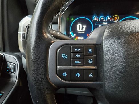 Used 2023 Ford F150 Lariat w/ Trailer Tow Package image 41