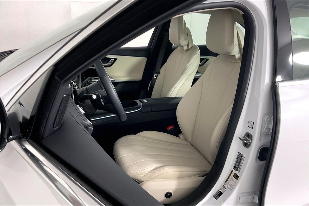 Used 2026 Mercedes-Benz E 350 4MATIC Sedan image 17