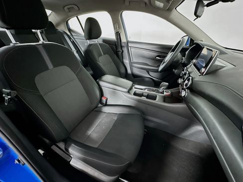 Used 2025 Nissan Sentra SV image 29