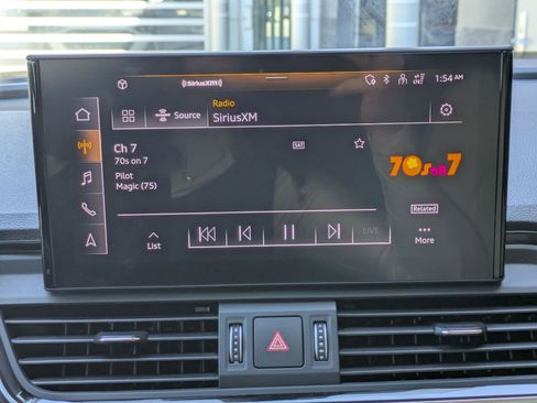 Certified 2024 Audi Q5 2.0T Premium Plus AWD/4WD image 18