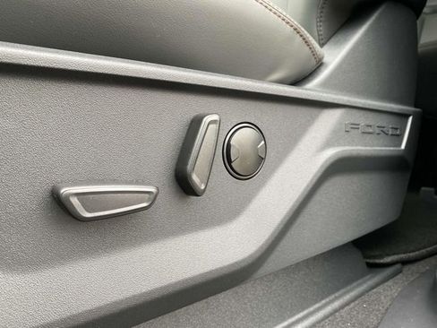 New 2025 Ford Expedition Max Active image 14