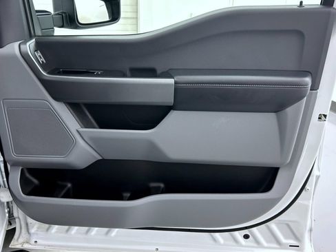 Used 2025 Ford F250 4x4 Crew Cab Super Duty image 16