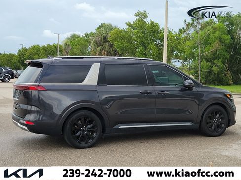 Certified 2024 Kia Carnival SX Prestige FWD image 8