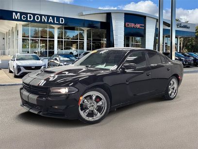 Used 2020 Dodge Charger SXT w/ Leather Interior Group