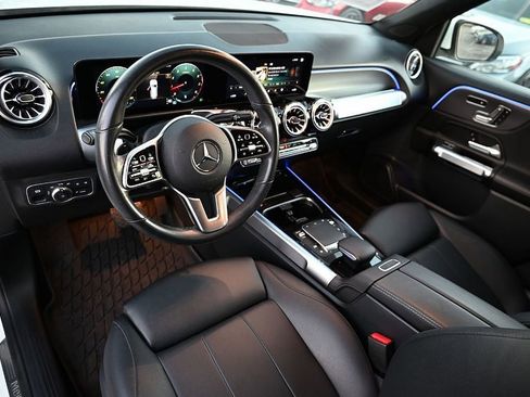 Certified 2022 Mercedes-Benz GLB 250 image 21
