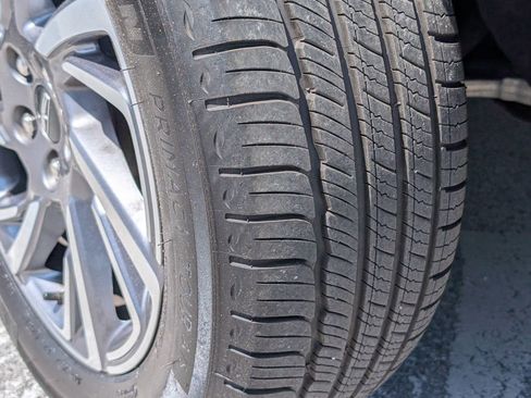 Used 2025 Lincoln Corsair AWD w/ Equipment Group 101A image 32